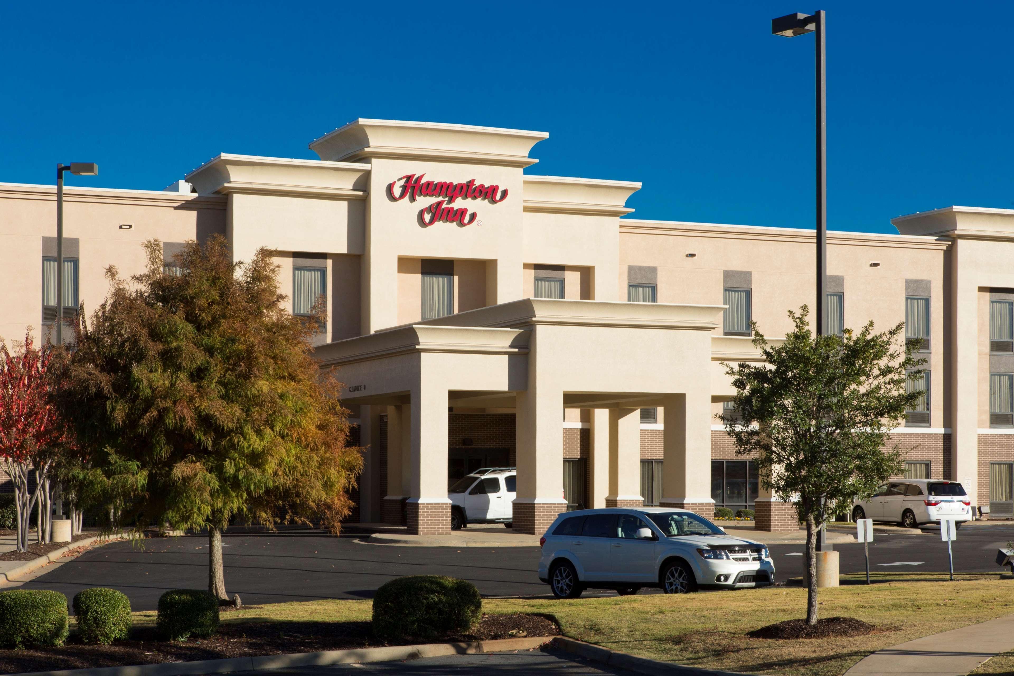 Hampton Inn Troy Exteriör bild