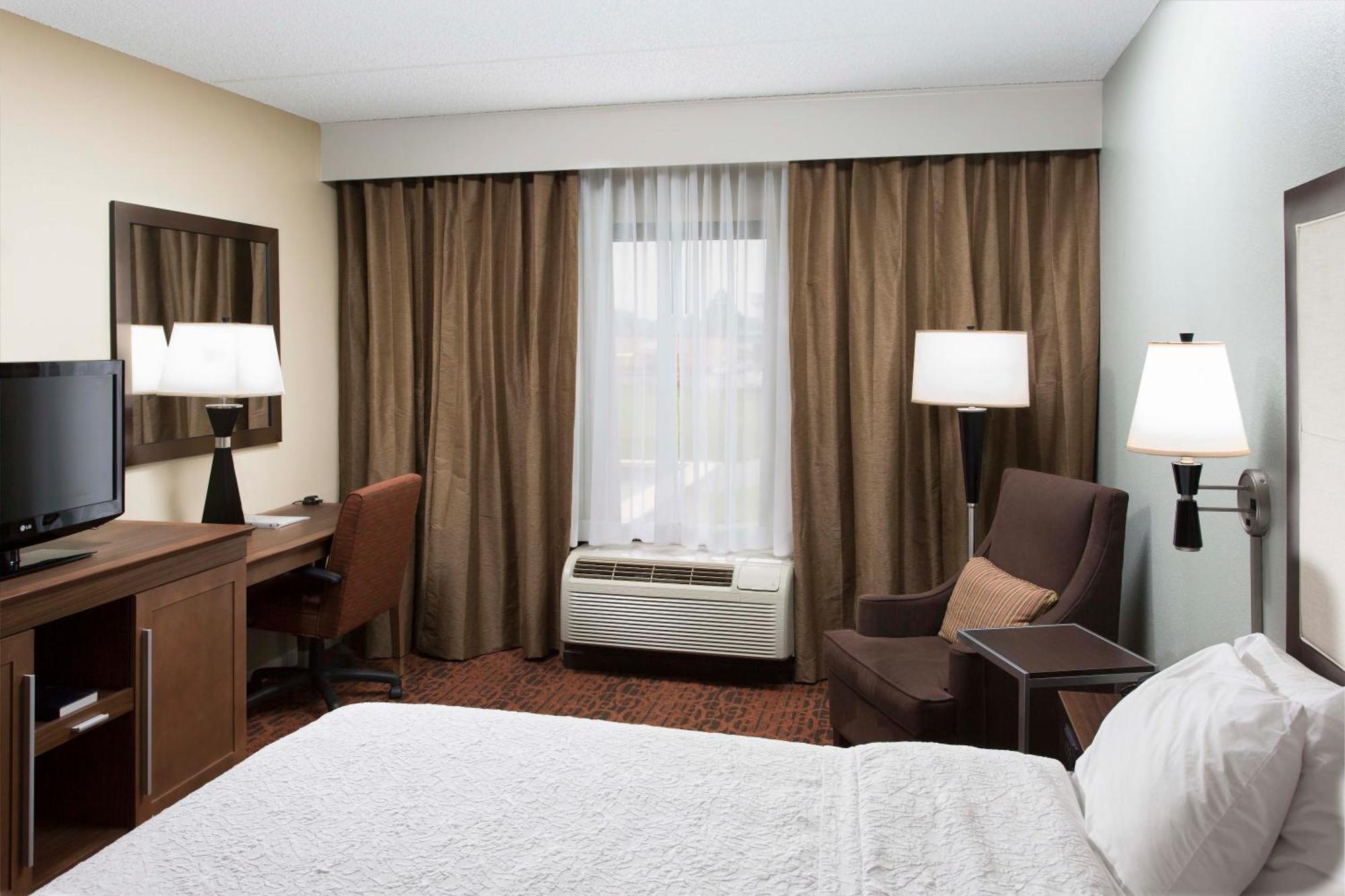 Hampton Inn Troy Exteriör bild