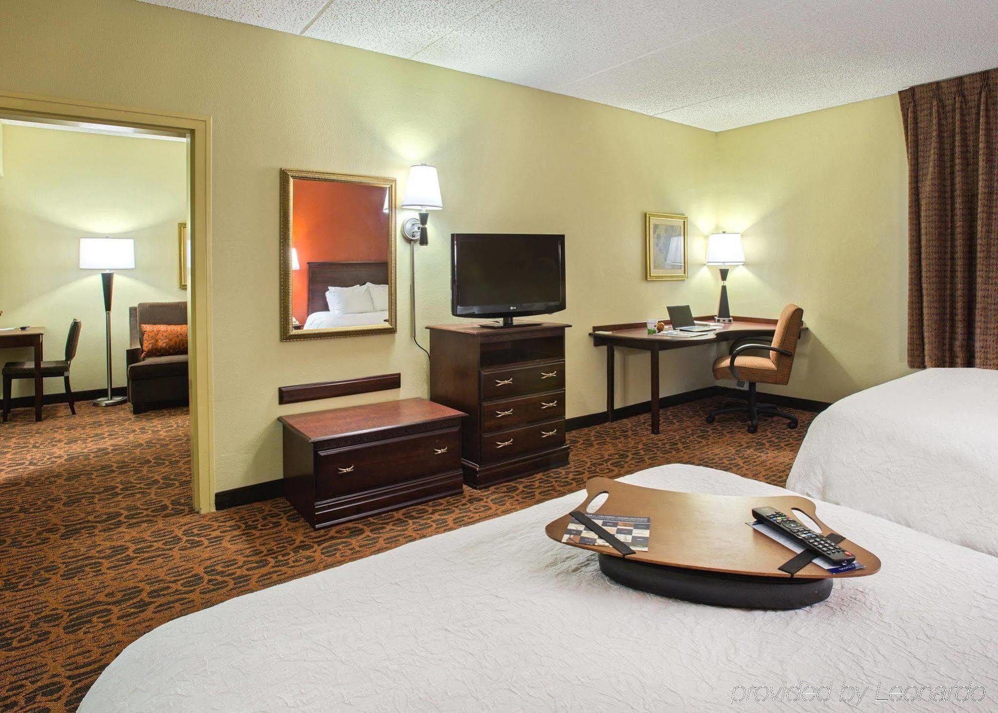 Hampton Inn Troy Exteriör bild